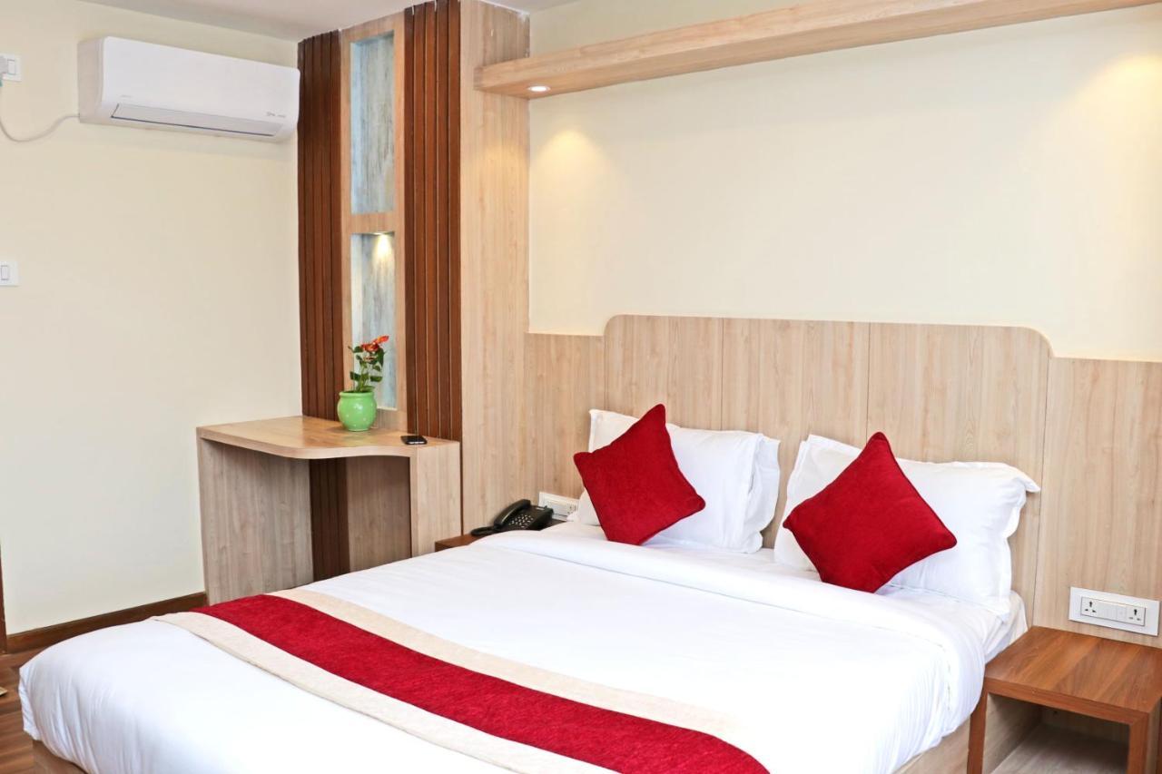 Hotel Nilakantha Pvt. Ltd Katmandu Eksteriør billede